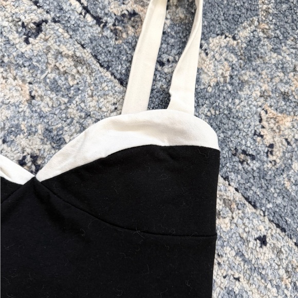 Reformation Top - Picture 2 of 2